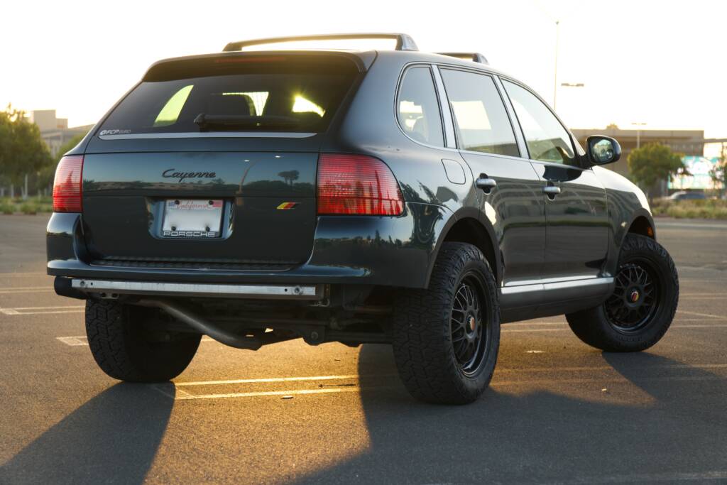 2004 PORSCHE CAYENNE AWD V6 With All Terrain Tyres
