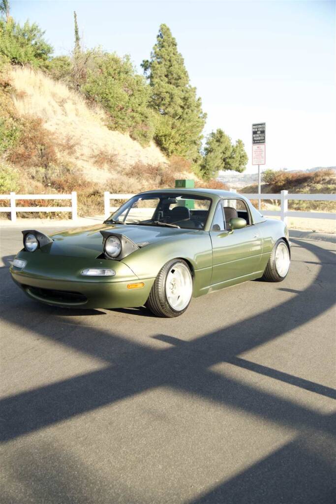 1994 MAZDA MIATA with Color-matched Removable Hardtop