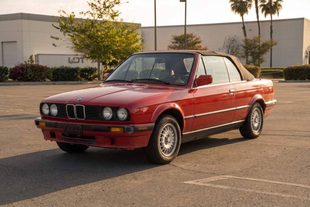 1992 BMW E30 CONVERTIBLE ONE OWNER! + $1000