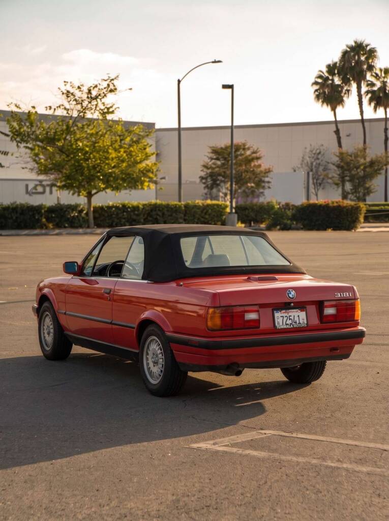 1992 BMW E30 CONVERTIBLE ONE OWNER! + $1000